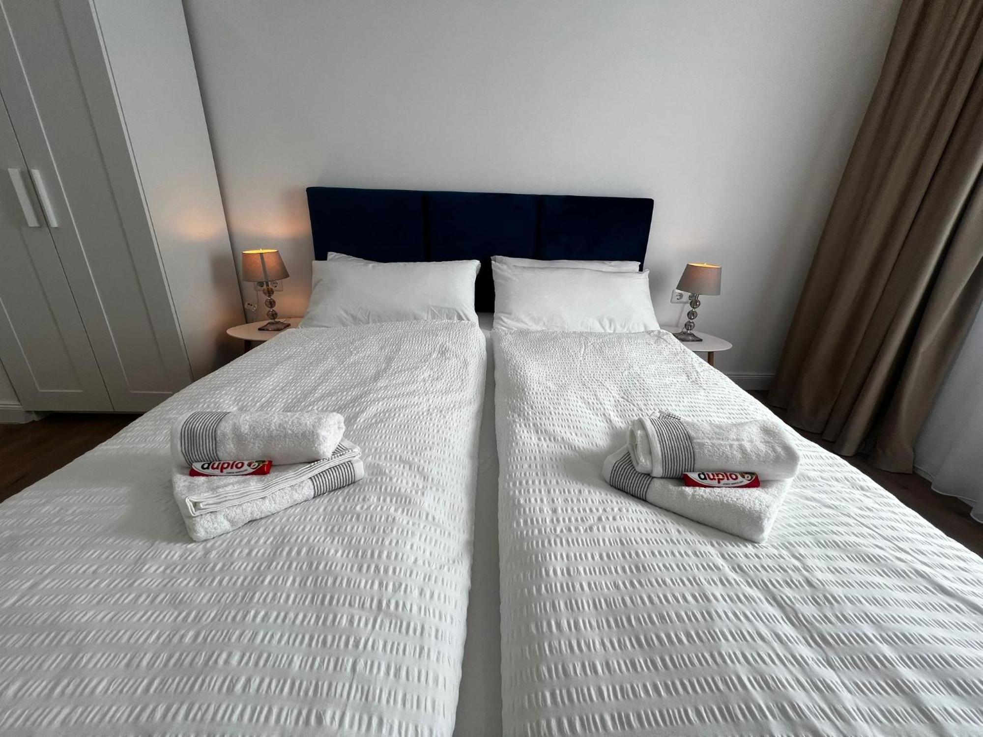 105 Quadratmeter Apartment, Parkplatz, Kinderfreundlich, 6 Personen, Wifi, Vollausgestattete Kueche, Crimmitschau Kültér fotó